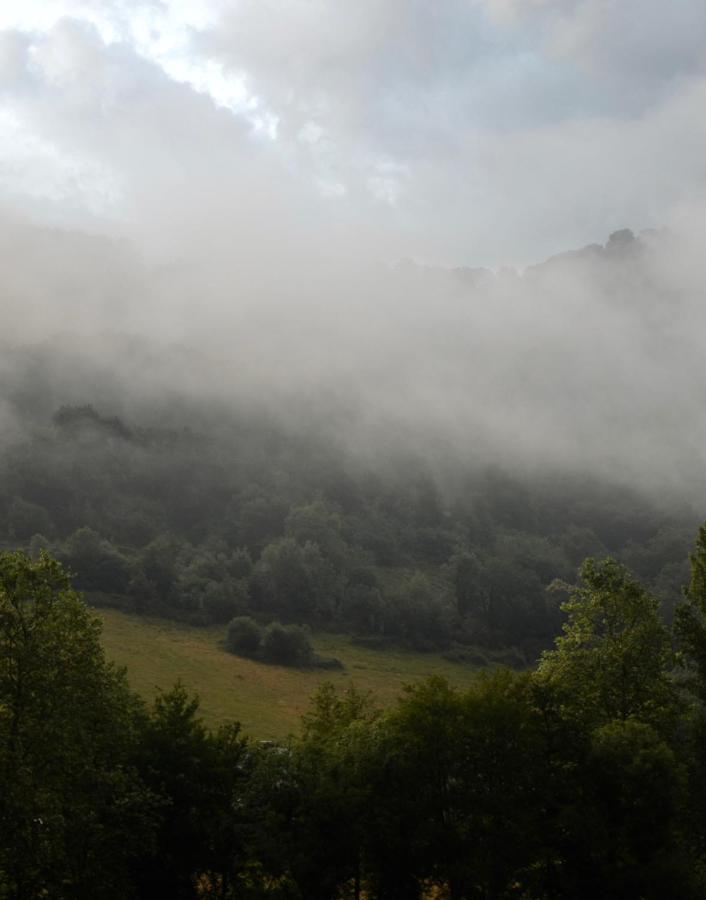 Abury, Tables Et Chambres , Randos Et Bien Etre A La Montagne Barcus Exterior foto
