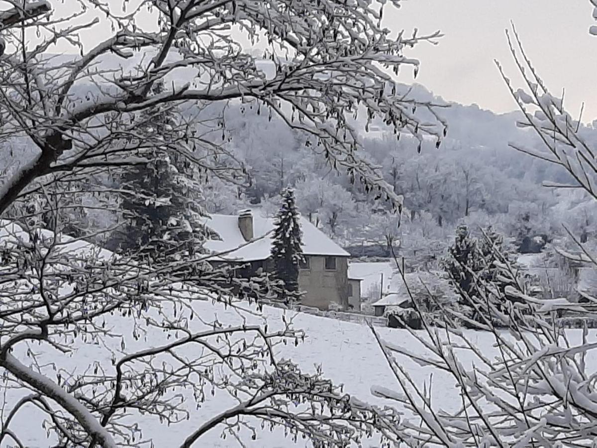 Abury, Tables Et Chambres , Randos Et Bien Etre A La Montagne Barcus Exterior foto